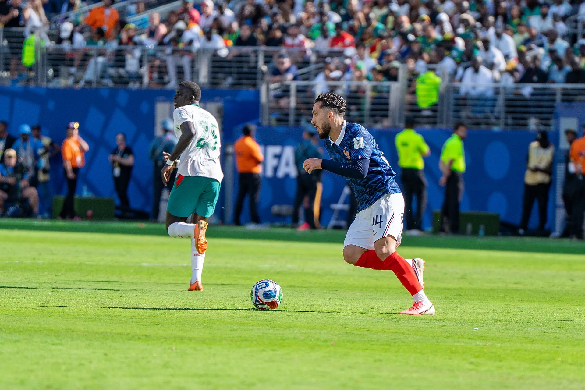 Rayan Cherki, formé à l'Olympique Lyonnais